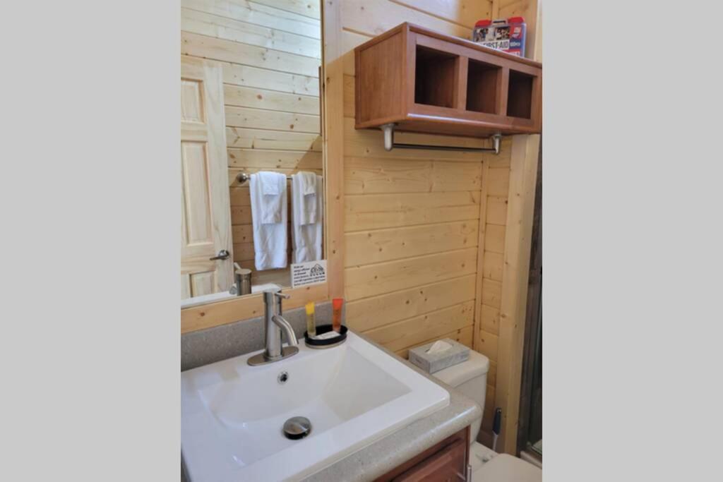 ואלה 076 Tiny Home Nr Grand Canyon South Rim Sleeps 8 מראה חיצוני תמונה